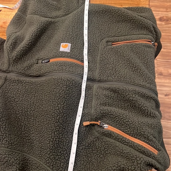 Carhartt zip up fleece size large in GUC - Picture 6 of 8